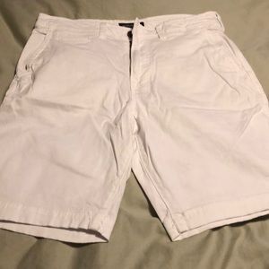 Men’s white AE shorts